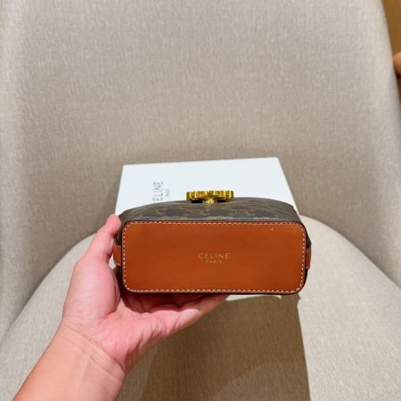 Celine Triomphe Small Bucket Bag - Image 4
