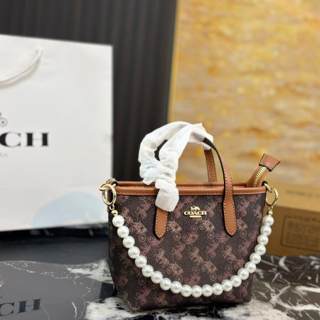 Coach Tote Bag - Image 12
