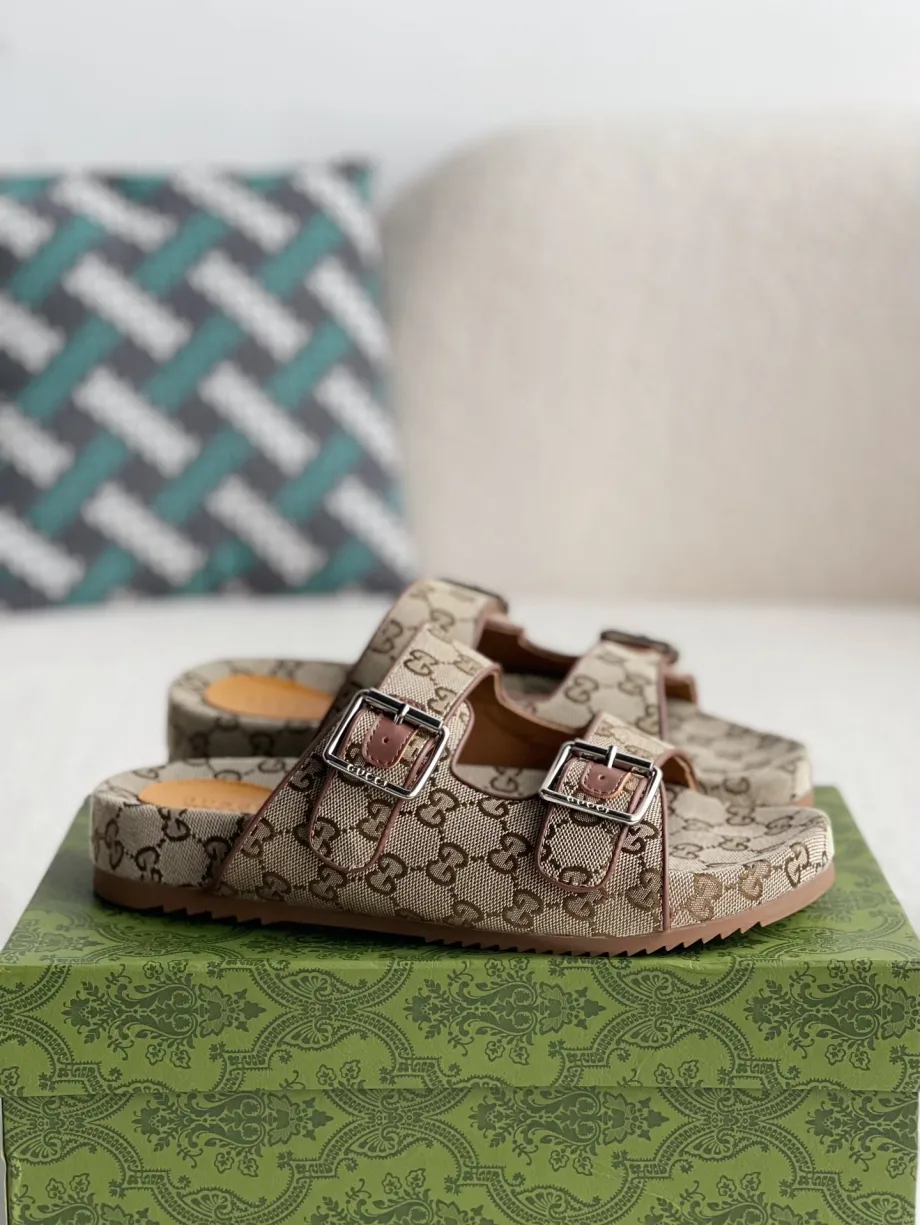 Gucci Slipper Sandals Shoes 5 - Image 2