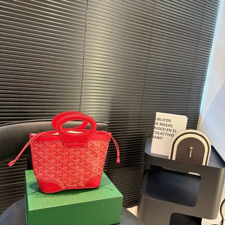 Goyard Mini Beluga Bucket Bag - Image 5