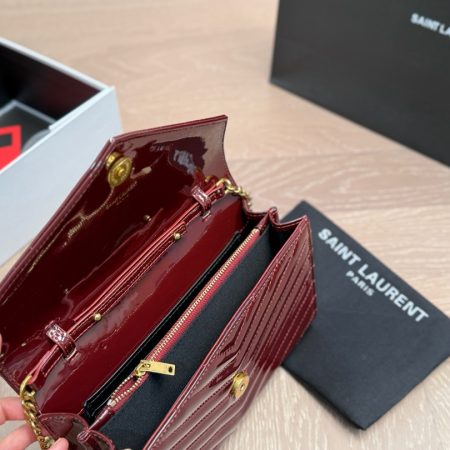 YSL Varnish V-Flap Shoulder Bag - Image 4