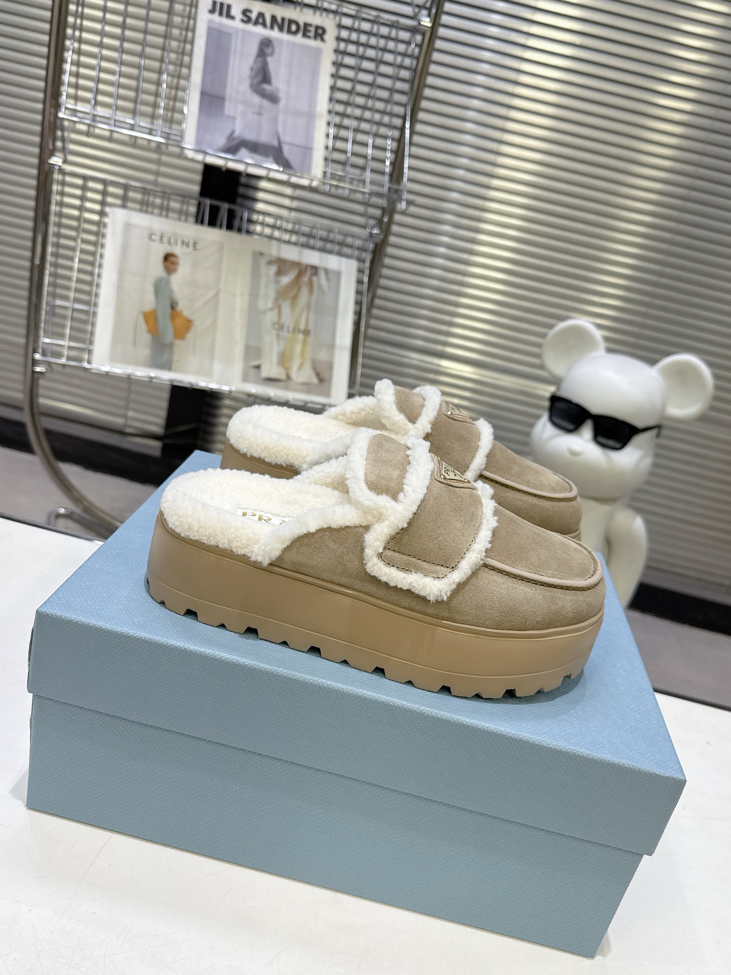 Prada shearlina-lined Suede Mules - Image 1