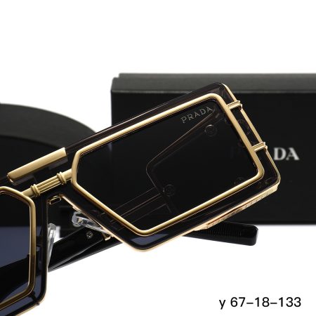 Prada Fashionable Sunglasses - Image 9