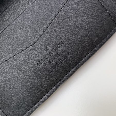 LV Multiple Wallet M69075 - Image 6