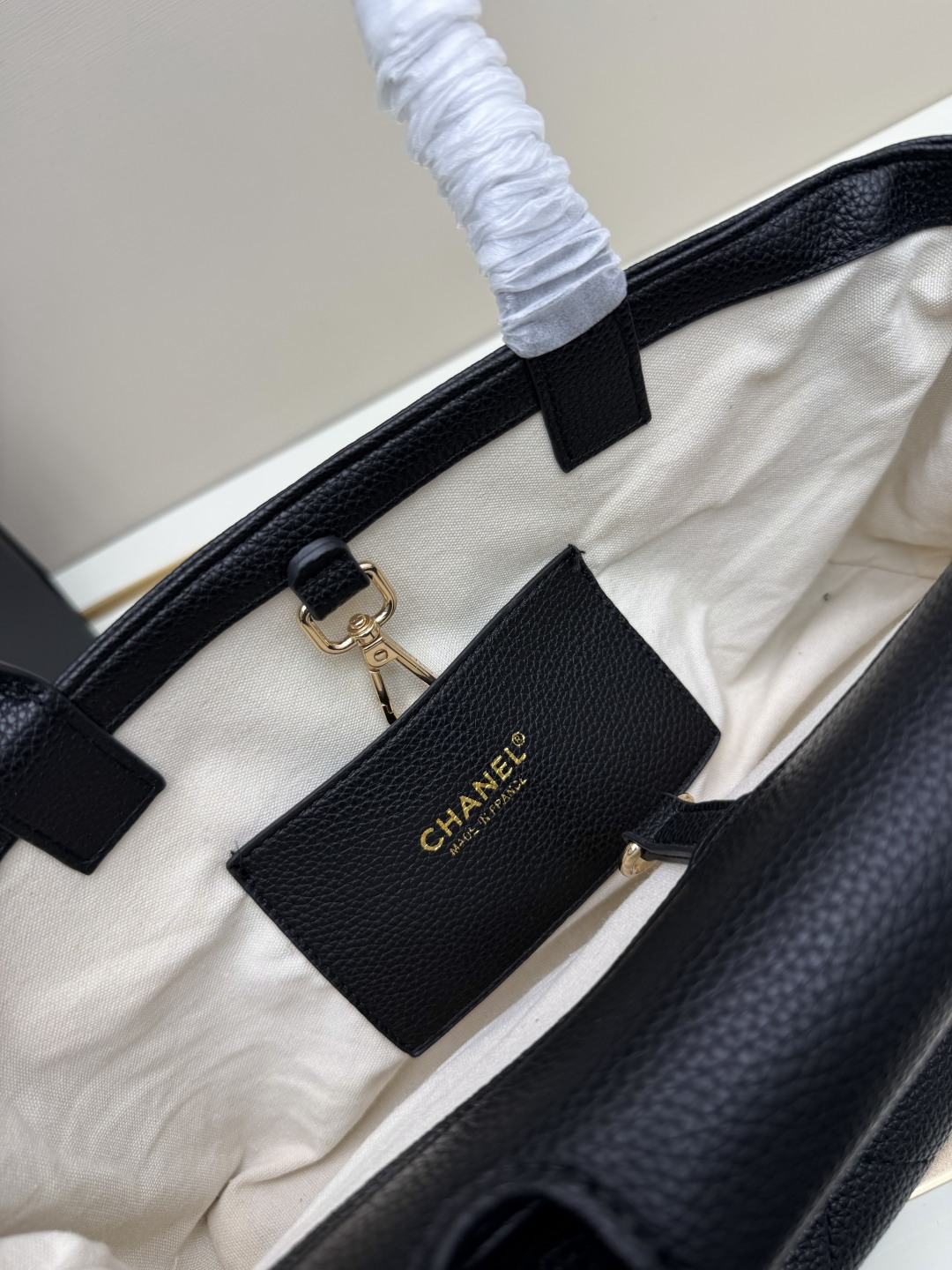 Chanel 26S Baguette Bag - Image 12