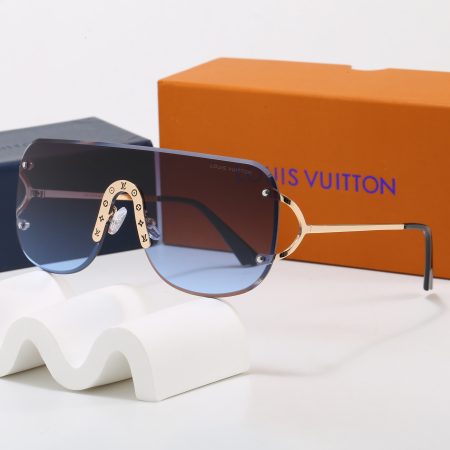 LV Fashionable Sunglasses - Image 4