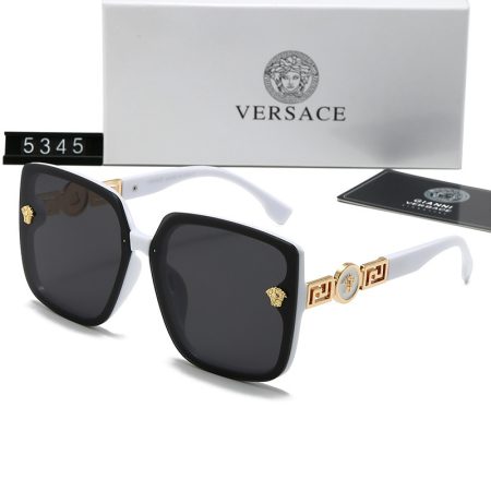 Versace Fashionable Sunglasses - Image 2