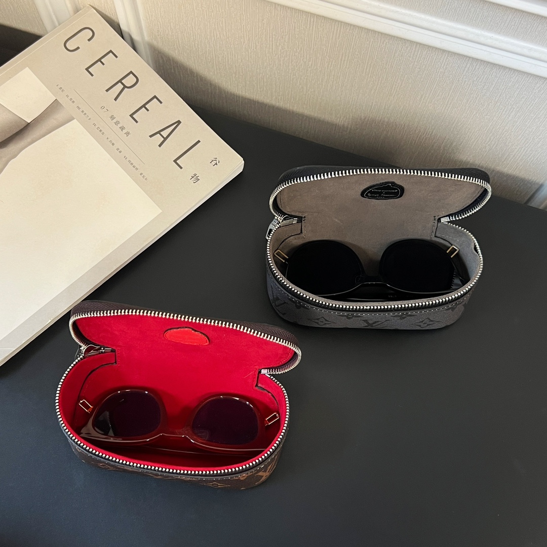 LV Glasses Pouch - Image 9