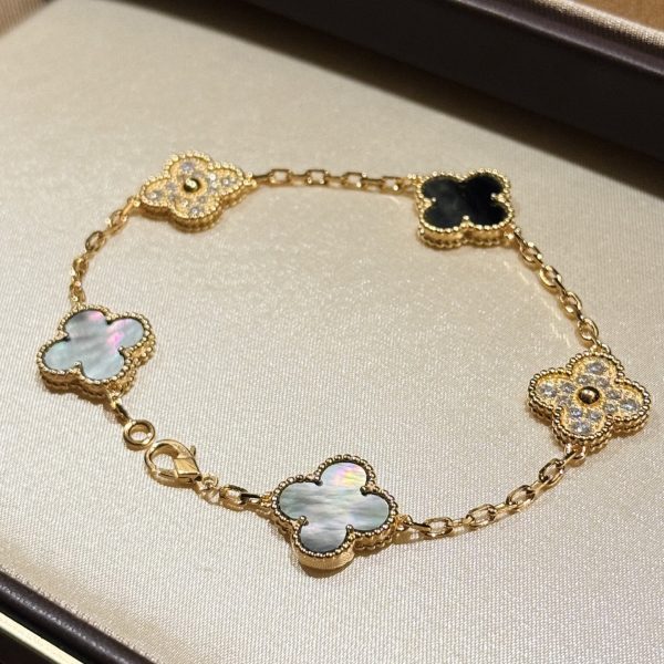 Van Cleef & Arpels VCA Laser Bracelet