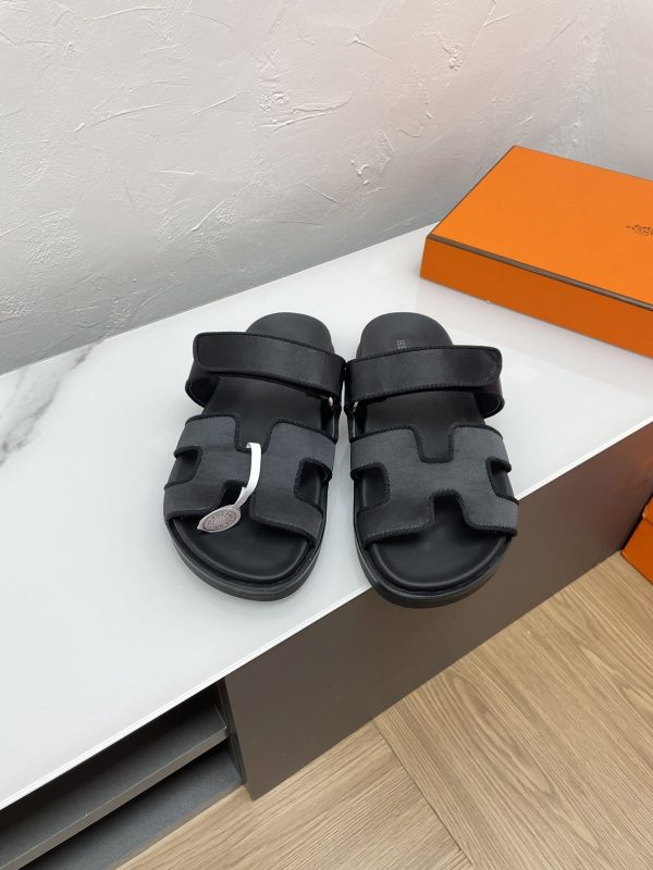 Hermès Chypre Sandals