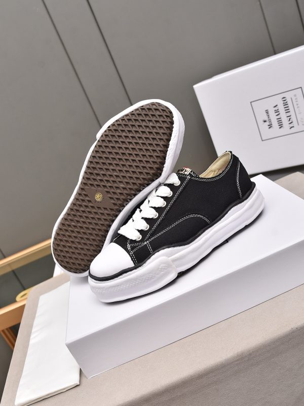 Maison Mihara Yasuhiro Peterson Low Sneaker