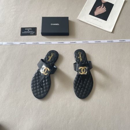 Chanel 26P C-Clip Thong Sandals - Image 9
