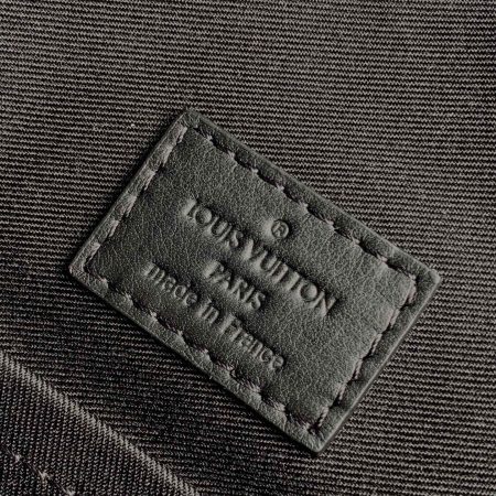 LV Sprinter Mens Shoulder Bag - Image 8