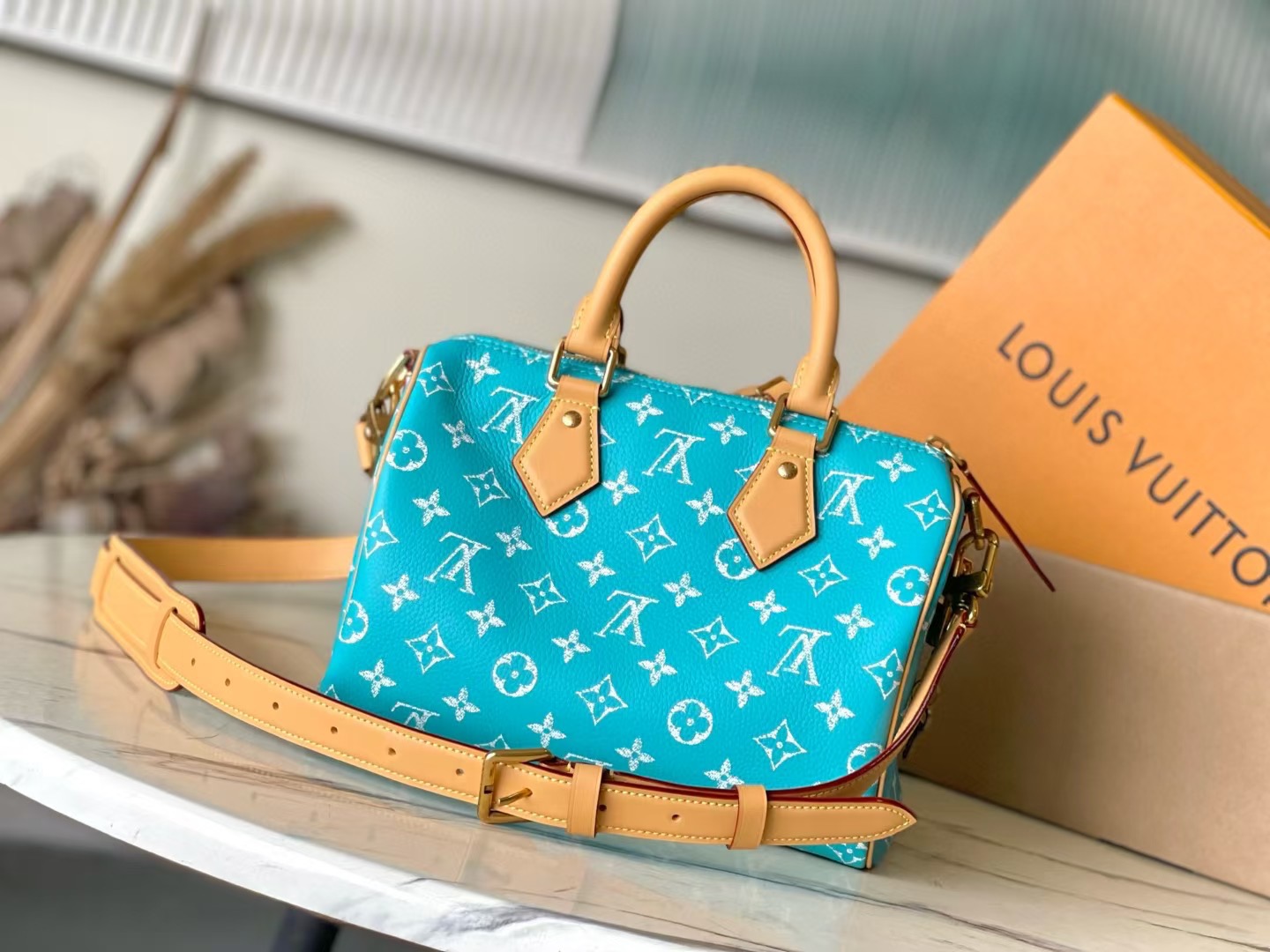 LV Speedy P9 25cm Bag Top Quality - Image 3