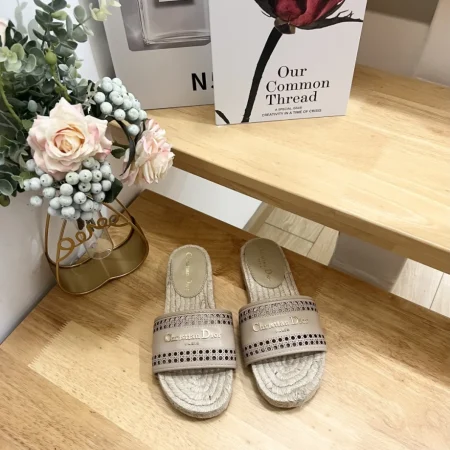 Dior Slipper Sandals Top Quality - Image 9
