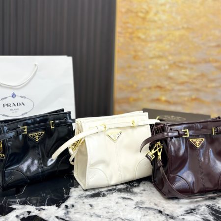 Prada's New Bonnie Handbag - Image 2