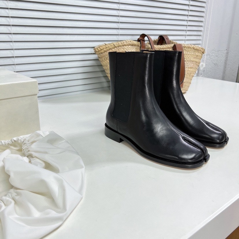 Maison Margiela Tabi Boots - Image 1