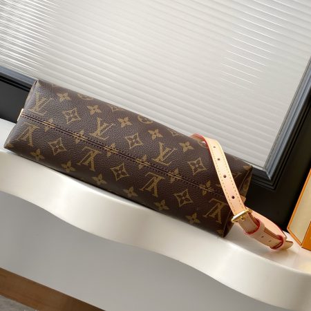 LV Multipass Monogram Handbag - Image 4