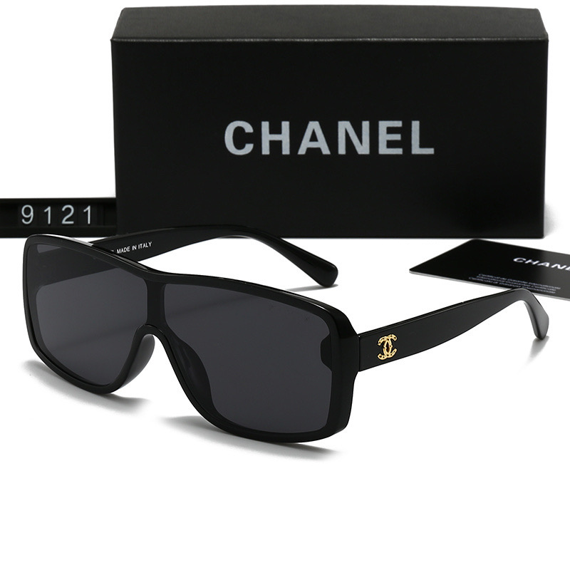 Chanel Fashionable Sunglasses - Image 2