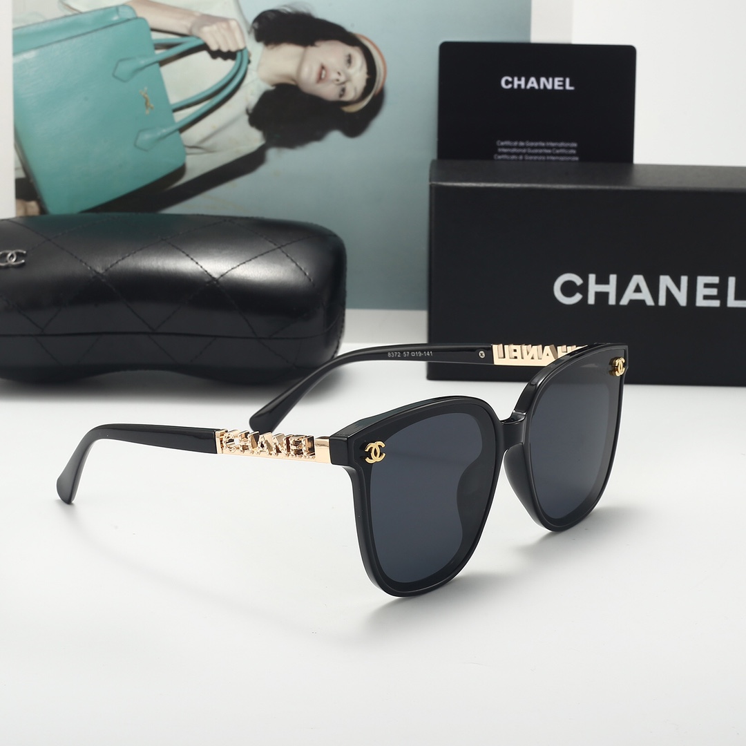 Chanel Fashionable Sunglasses - Image 9