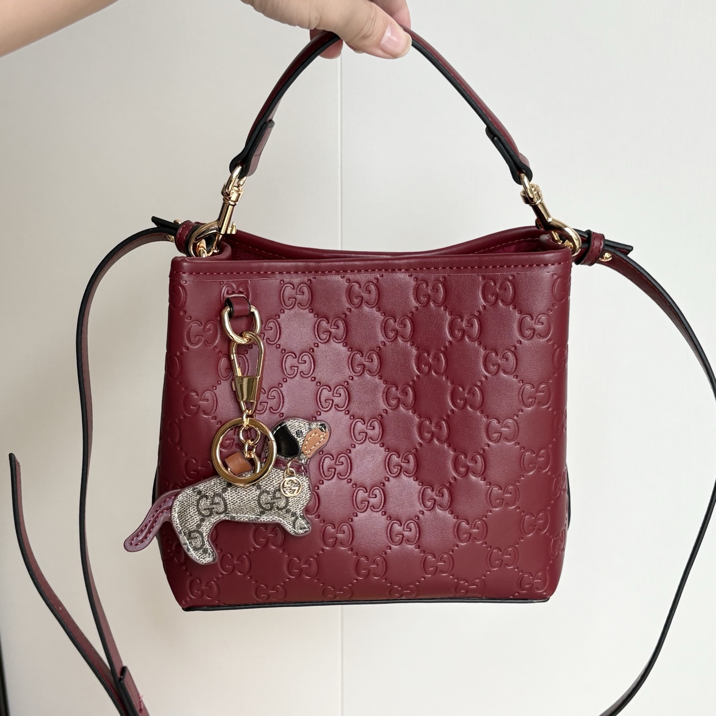 Gucci GG Pattern and Striped Weave - Image 3
