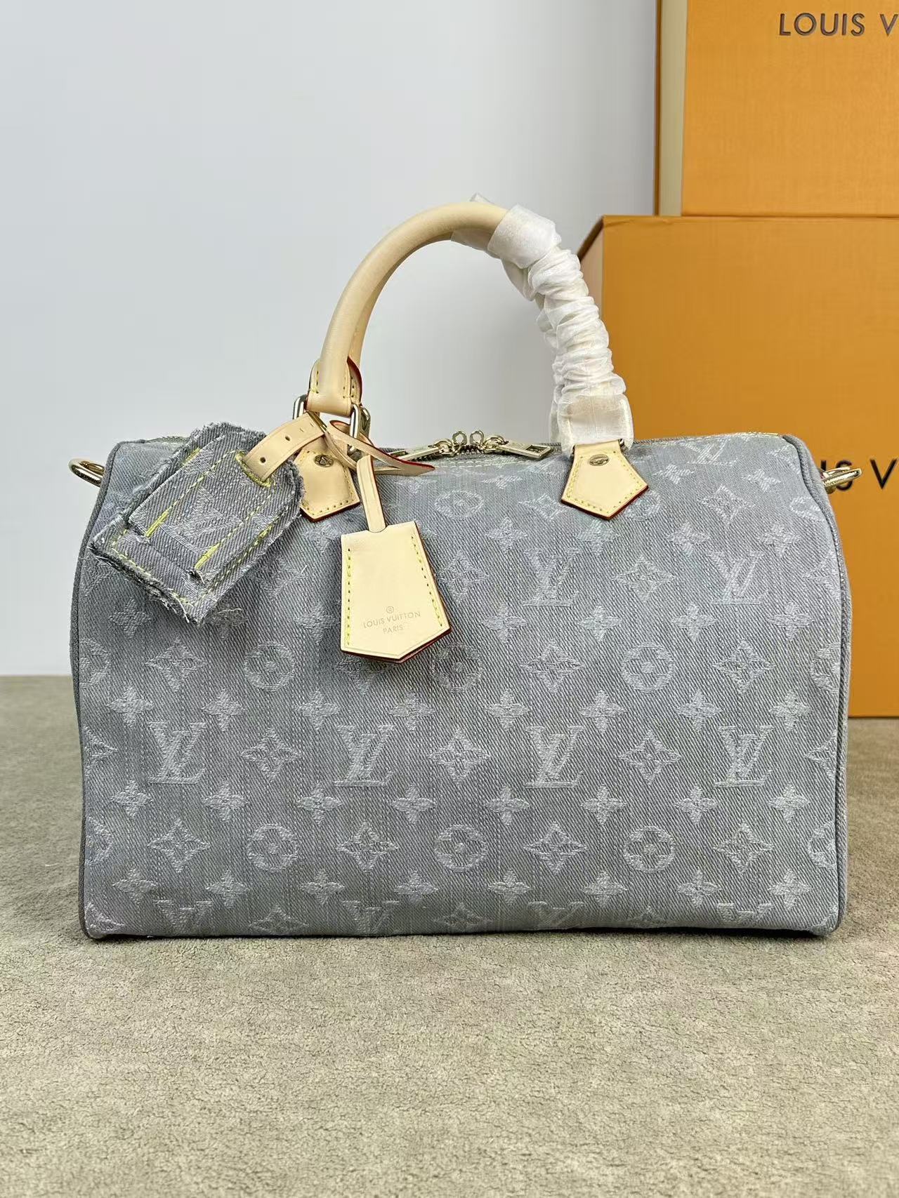 Lv  Speedy Soft 30 Handbag - Image 1