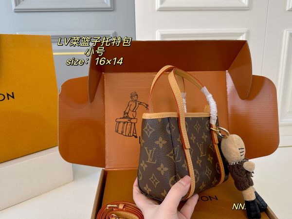LV Monogram Tote Bag