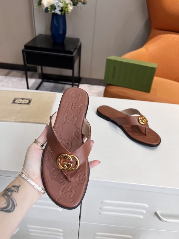 Gucci Interlocking G Thong Sandals