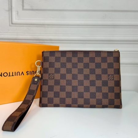 LV Toiletry Pouch Handbag - Image 5