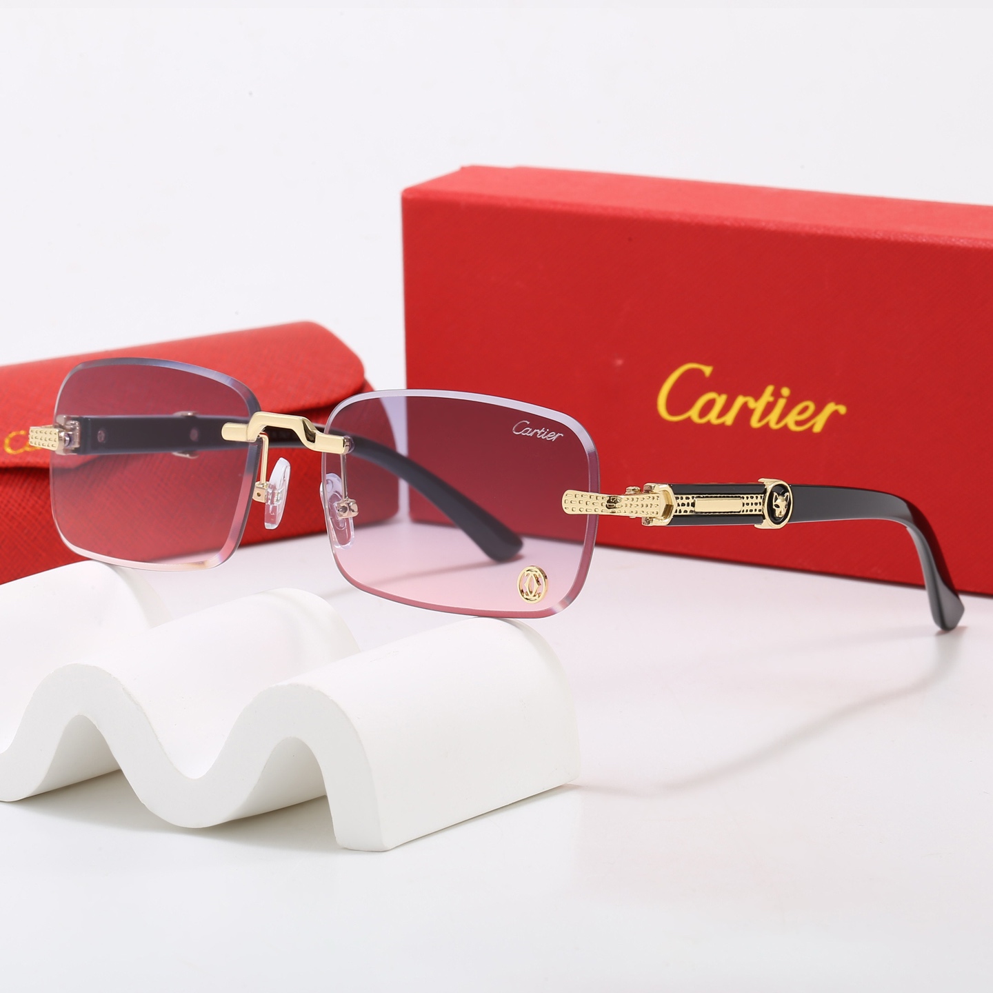 Cartier Fashionable Sunglasses - Image 3