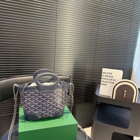 Goyard Mini Beluga Bucket Bag - Image 3
