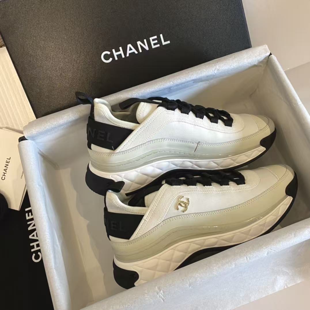 CHANEL Velvet CC Sneakers - Image 5