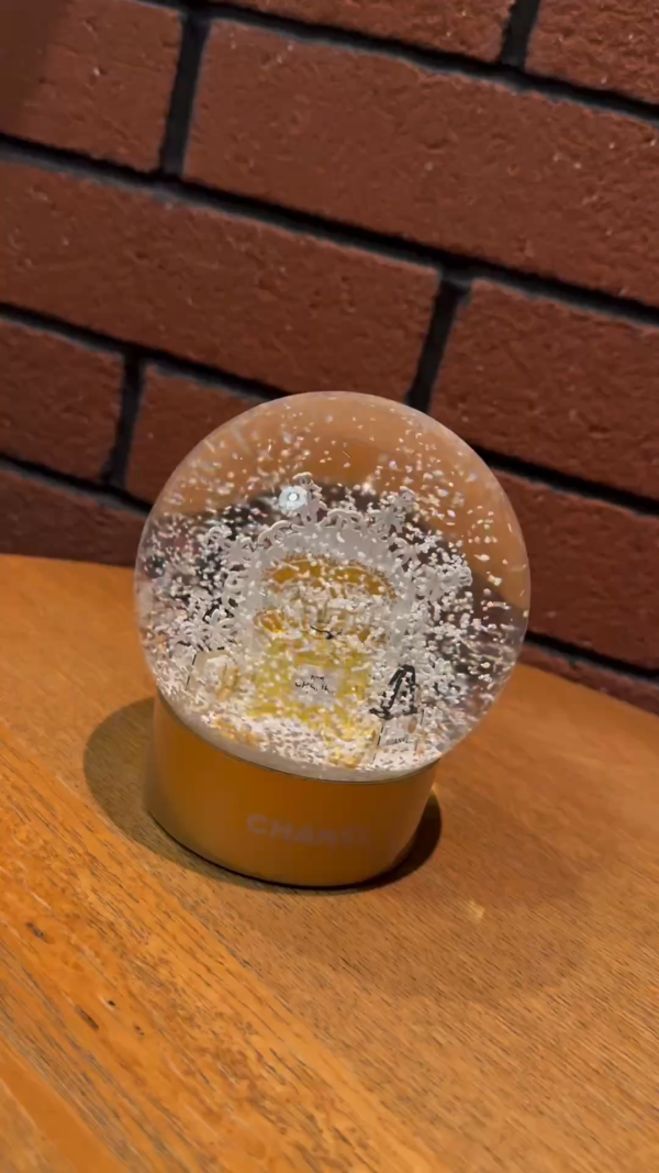 Chanel Dynamic Crystal Ball - Christmas Free Random GIFT