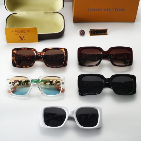 LV Fashionable Sunglasses - Image 1