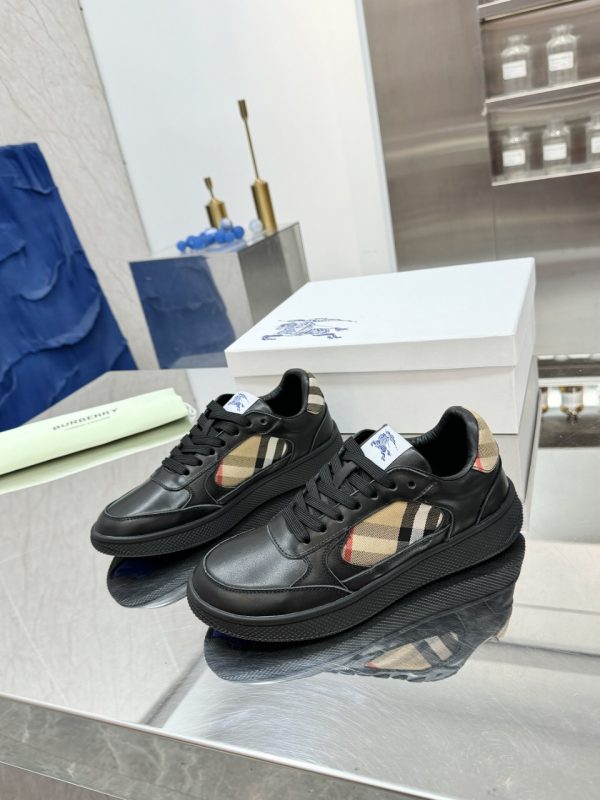 Burberry Terrace Check  Sneakers