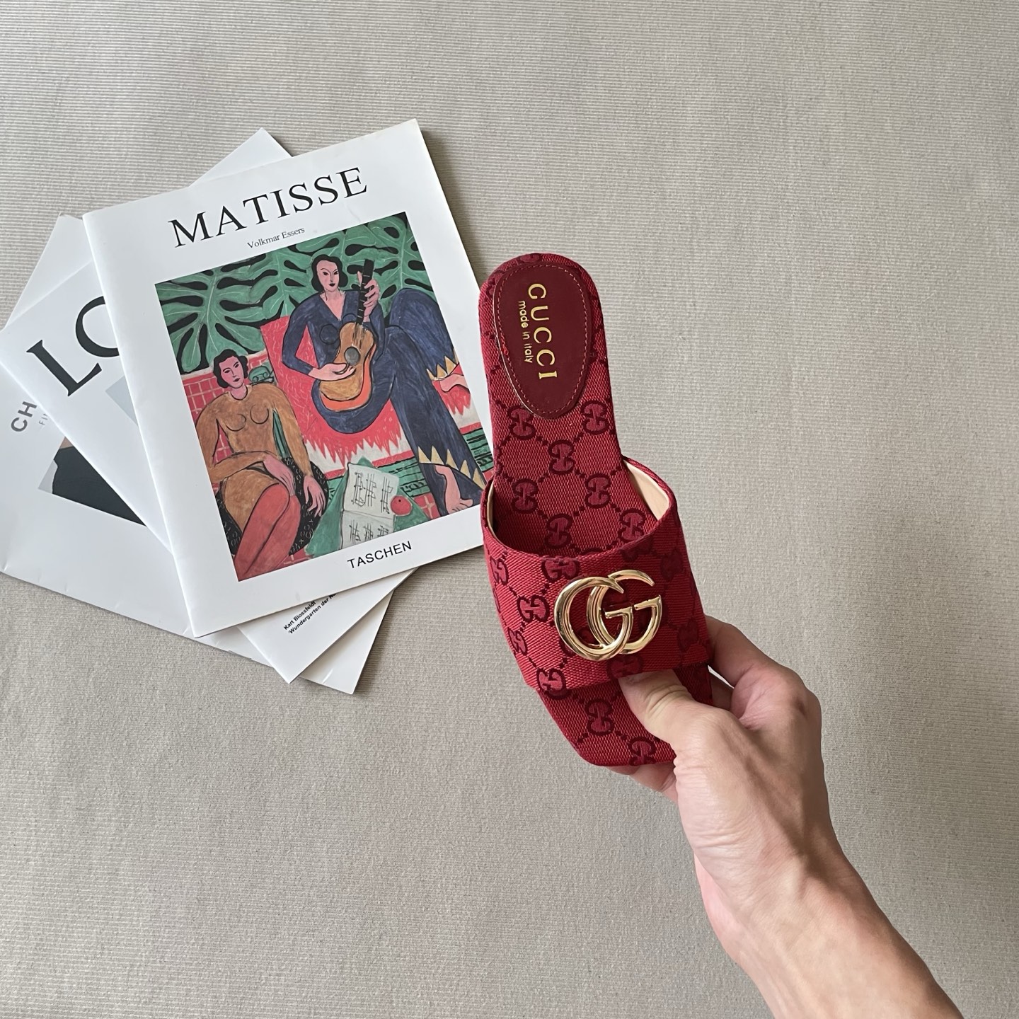 Gucci 26SS – Double G Wide-Toe Flat Sandals - Image 6