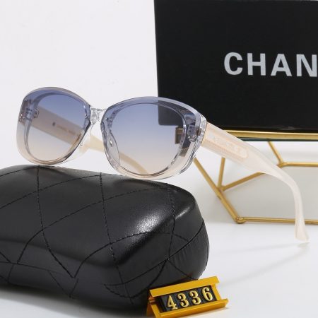 Chanel Fashionable Sunglasses - Image 5