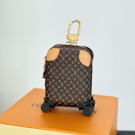LV x TM Horizon Airpod Case Bag Charm - Image 5