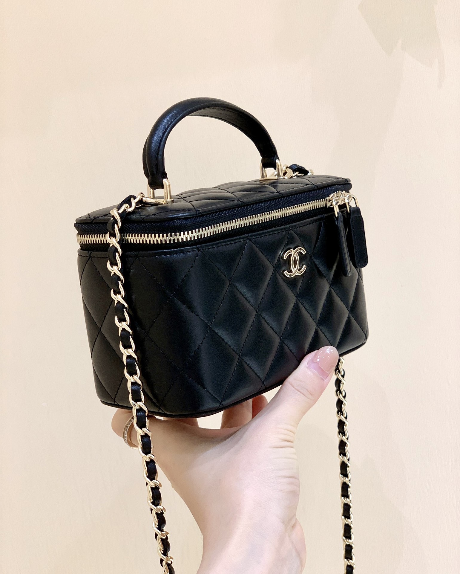 Chanel 2022 CC Makeup Box Top Quality - Image 4