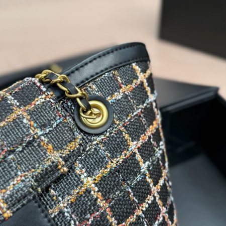 CHANEL Classic Flap Bag - Image 3