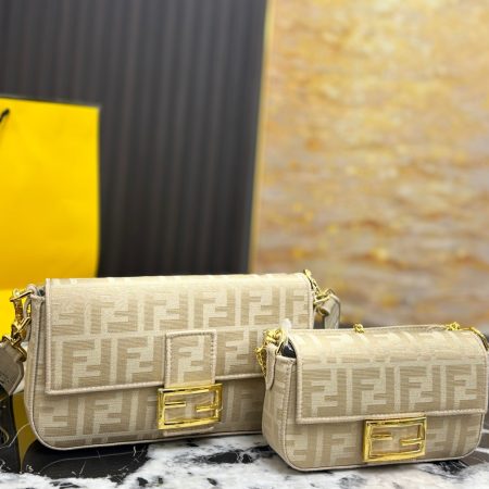 Fendi Baguette Bag - Image 6