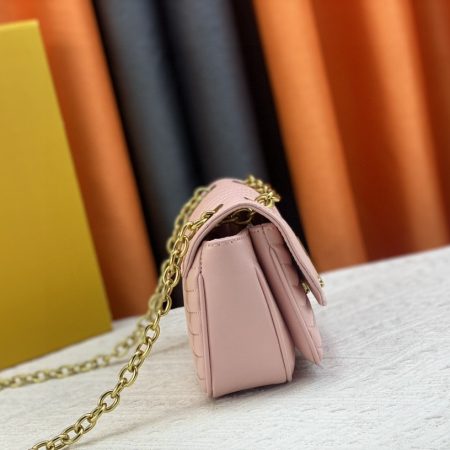 LV New Wave Multi-Pochette Chain PM - Image 4