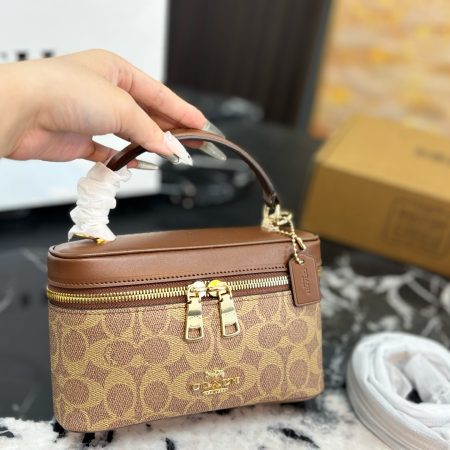 Coach Rainer Box Bag - Image 3