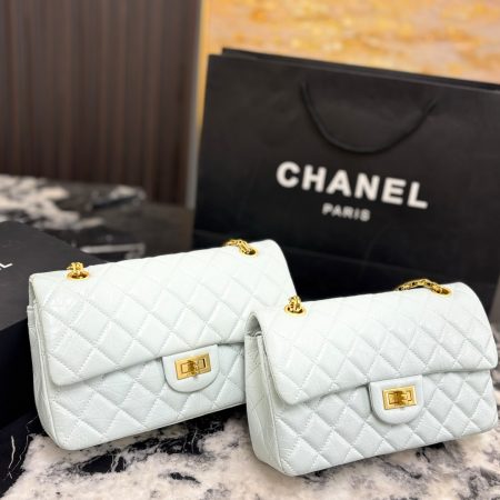 Chanel Quilto 2.55 Shoulder Bag - Image 11