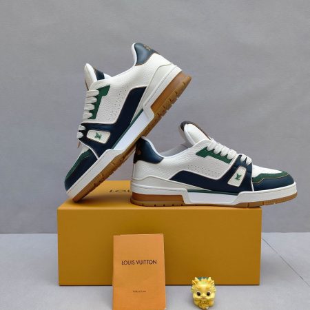 LV Men Trainer Sneakers Top Quality - Image 3
