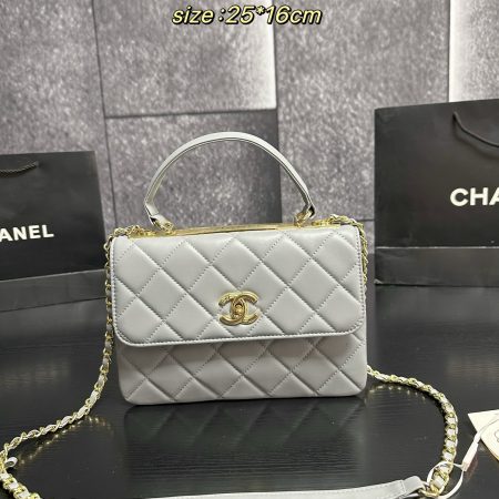 Chanel Trendy CC Flap Bag - Image 7