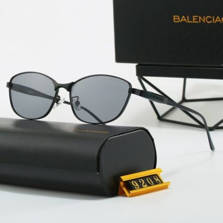 Balenciaga Fashionable Sunglasses - Image 7