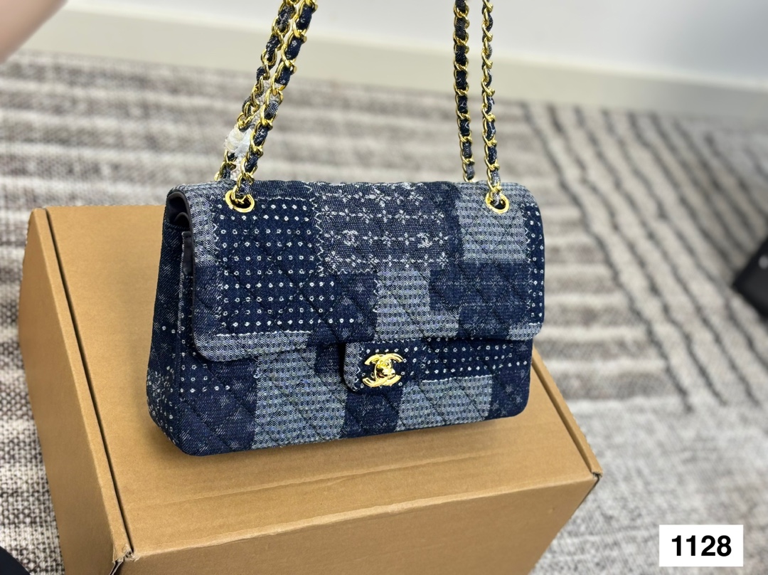 Chanel CF Bag - Image 2