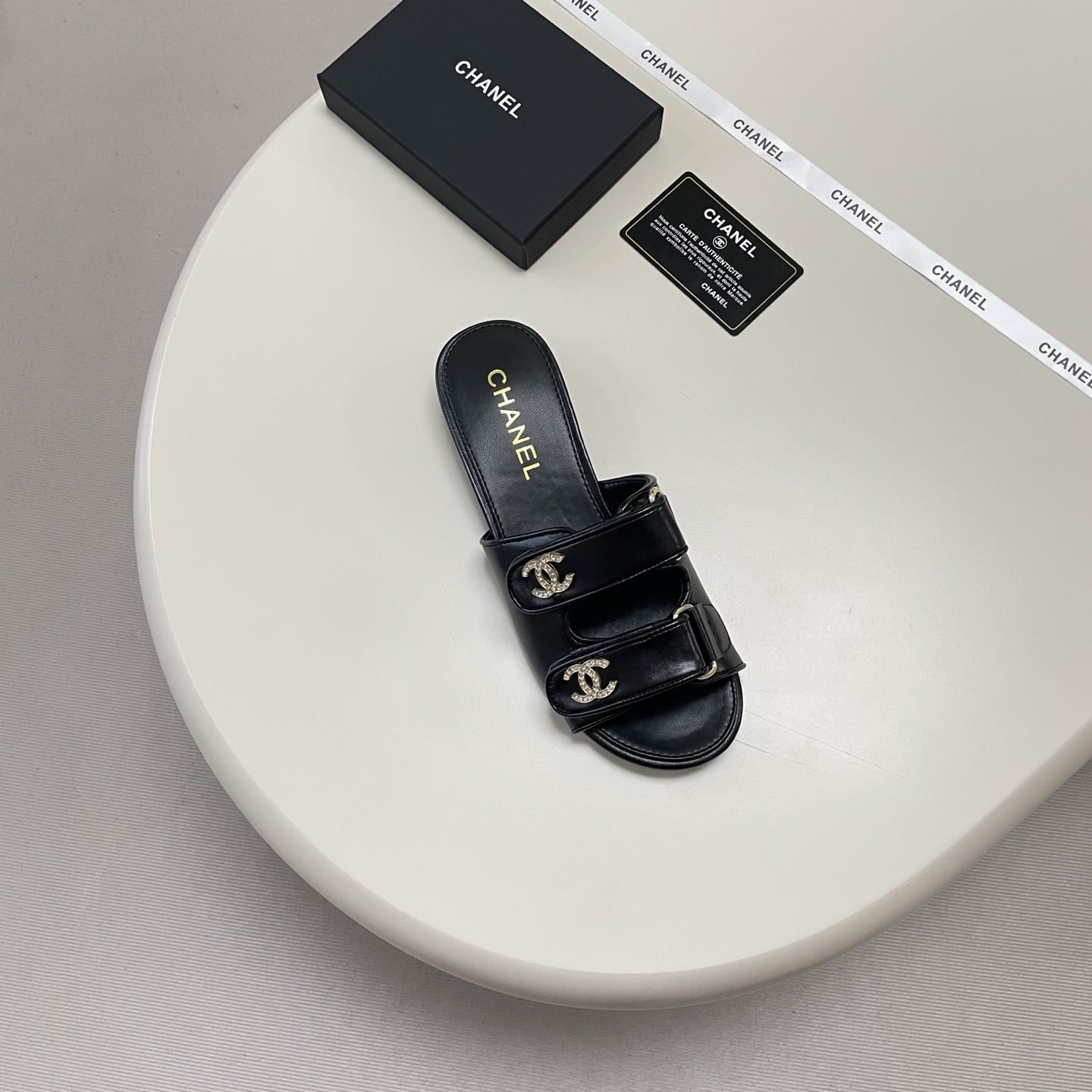 Chanel 26P Double C Diamond Buckle Velcro Slippers - Image 14