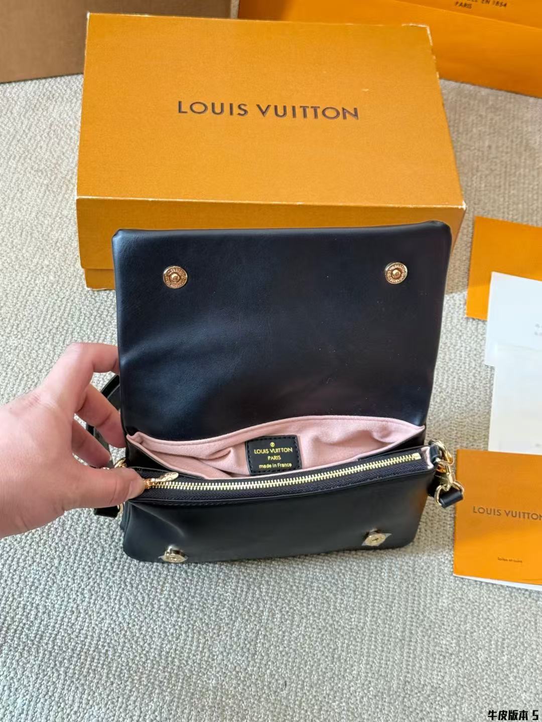LV Coussin Mini Bag - Image 9